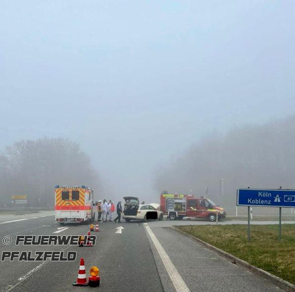 Hilfeleistung - Verkehrsunfall Hilfeleistung - Verkehrsunfall